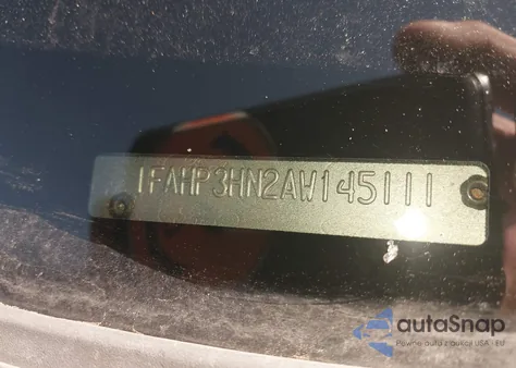 2010 Ford Focus Sel z USA, uszkodzony, nr VIN 1FAHP3HN2AW145111